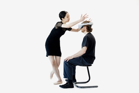 Réalité virtuelle et rencontre pour démystifier la danse à la bibliothèque Armand-Frappier