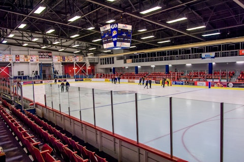 COMM 2017 CR Deny Cardinal Patinage libre interieur Arena Salaberry hiver 12