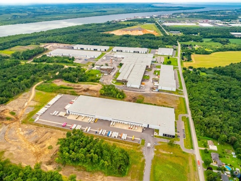 COMM 2023 CR Deny Cardinal Aerien parc industriel Valdev 6 1