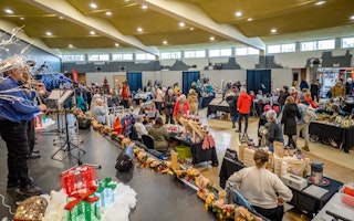 COMM 2024 CR Deny Cardinal Marche de Noel Gatean Rousse 13