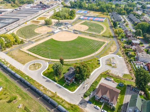 COMM 2025 CR Deny Cardinal drone parc multisport 13