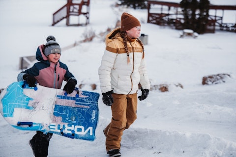 COMM 2025 CR Zerohuit Activites hivernales Parc des Iles Glissade 6