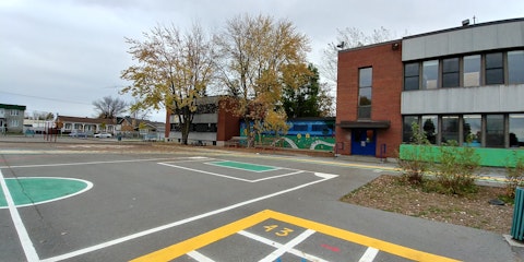 COMM CR Commission scolaire Ecole Parc ecole 5