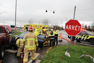 Accident voiture _ Service de sécurité incendie _ SSI