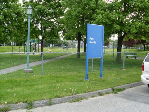 Parc Sicotte 1