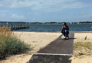 Tapis daccessibilite de plage Access Mat Marron5 Go Rampe