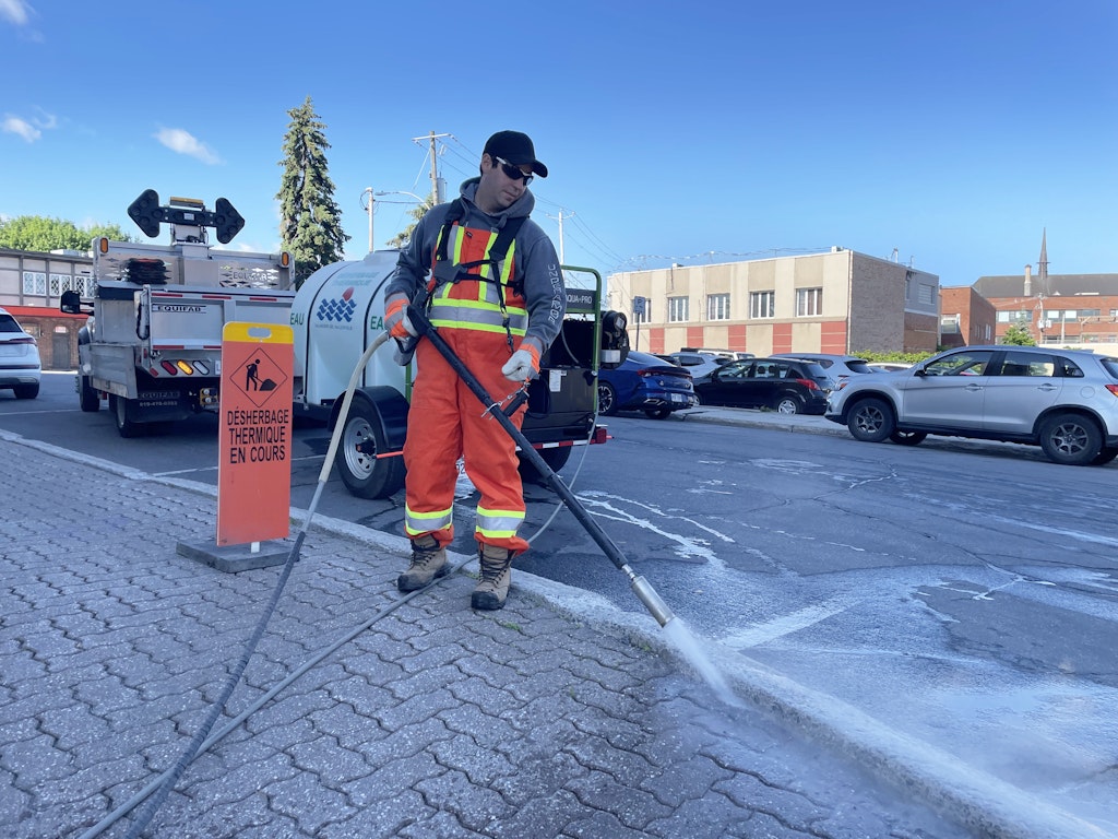 COMM 2022 Entretien Travaux desherbage 17