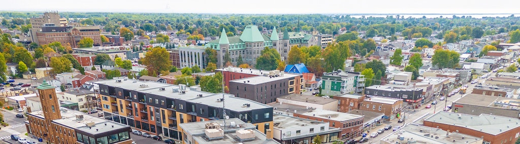 COMM 2025 CR Deny Cardinal drone hotel de ville centre ville 13 web