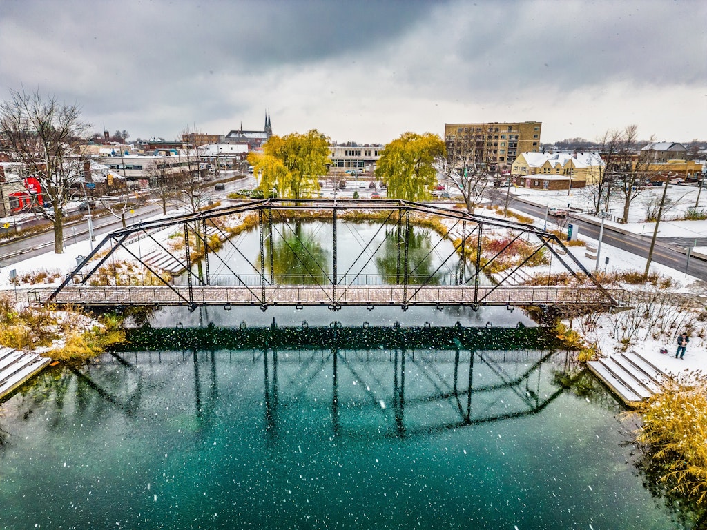 COMM 2022 CR Deny Cardinal Pont Jean De La Lande Drone Vieux Canal